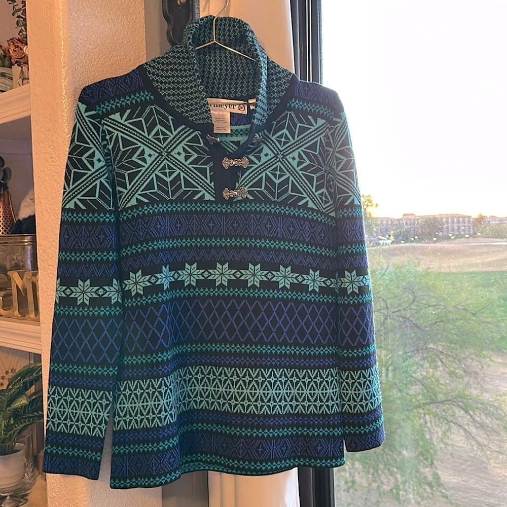 Obermeyer Fair Isle Wool Blend Blue and Black Sweater with Metal Buckles M - Picture 10 of 10
